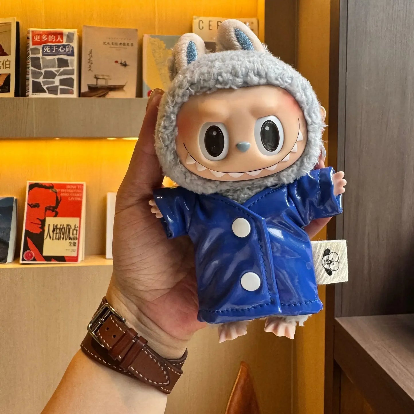 Labubu Raincoat & Boots Set – Fits 15–17cm Dolls