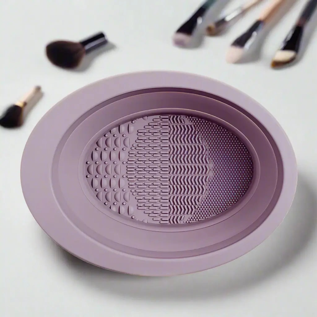 Silicone Makeup Brush Cleaner Kit – Foldable Mat with Bottle & Travel Bag
