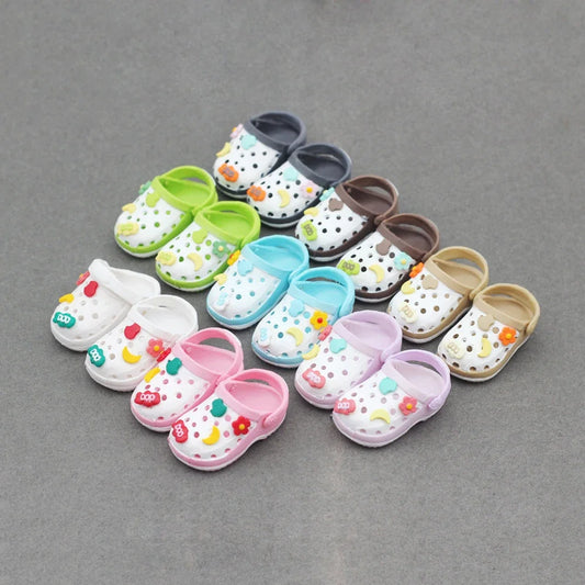 Mini Slippers for Labubu Doll – 17cm Cute Colorful Shoes