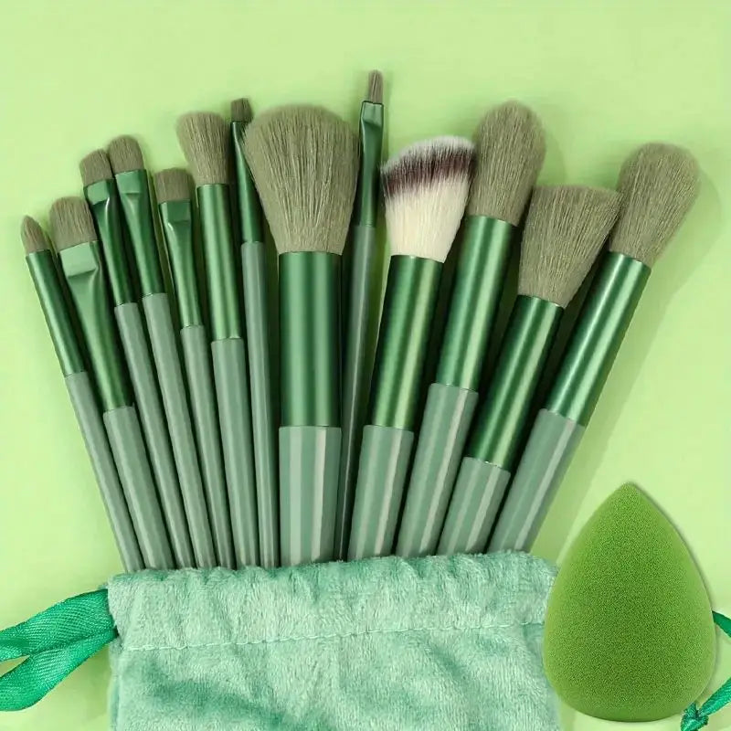 13PCS Soft Makeup Brush Set – Foundation, Eyeshadow & Blending Brushes